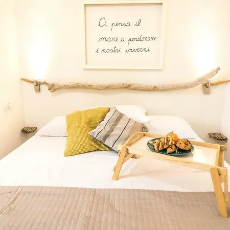 Old Town Apartment *